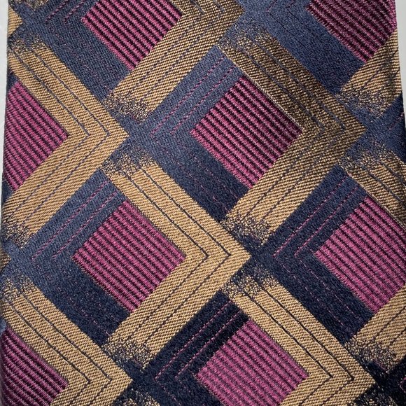 EUC Silk Gucci Tie In Burgundy, Gold & Black Geometric Diamond Pattern - Picture 2 of 8